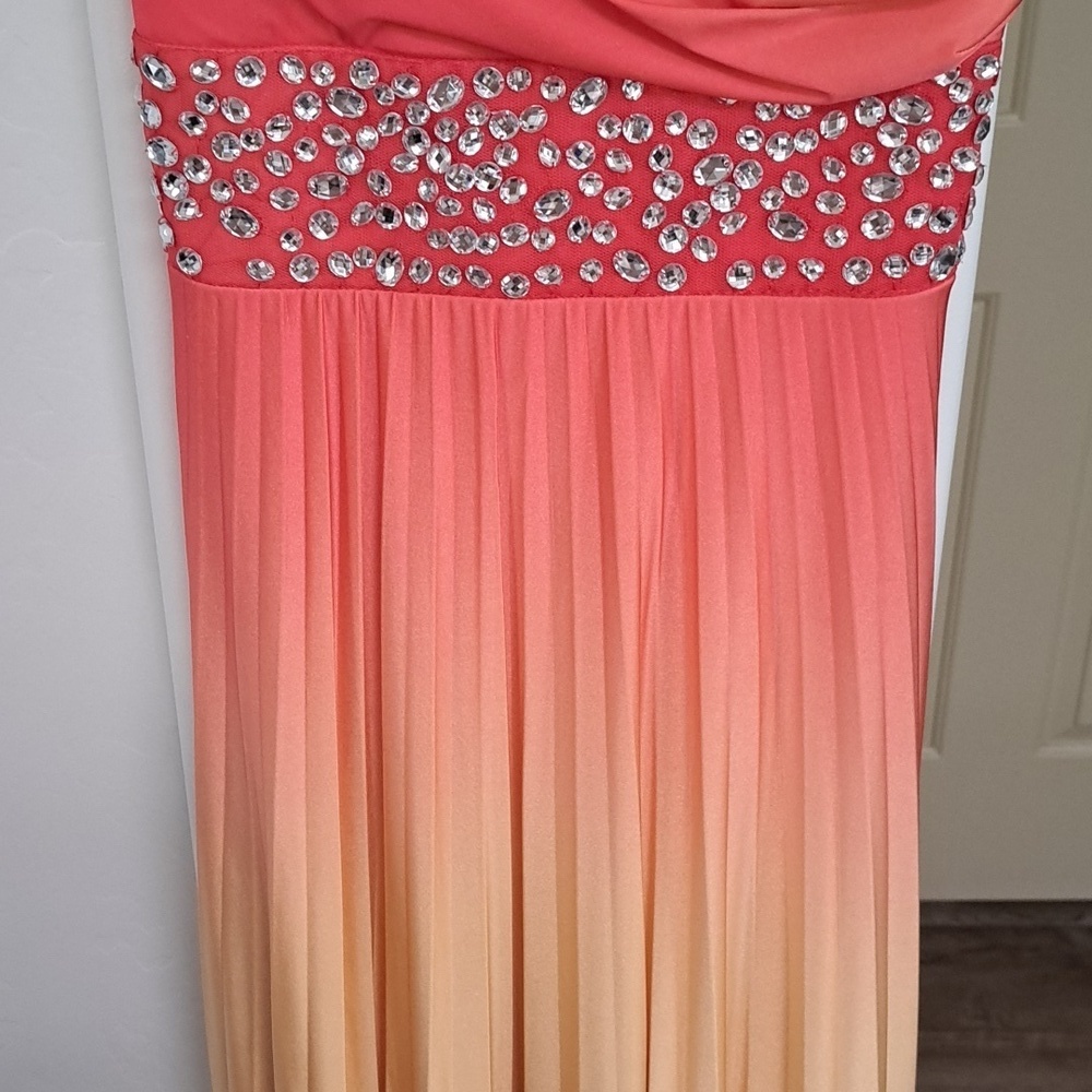Speechless Pleated Rhinestone Accent Waist Lace Up Back Dress Size Medium - Picture 4 of 14